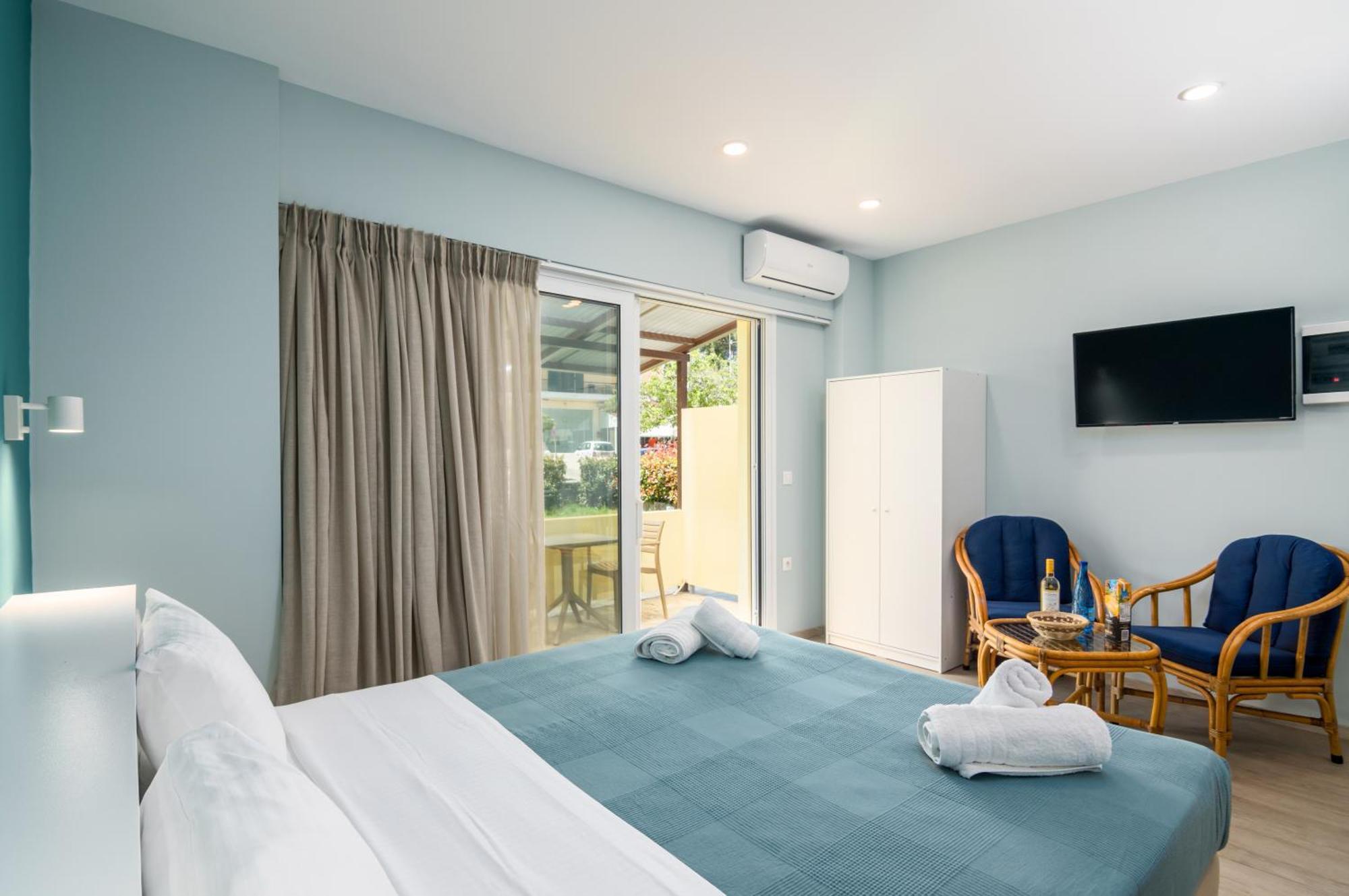 Helion Apartments กูเวีย ภายนอก รูปภาพ
