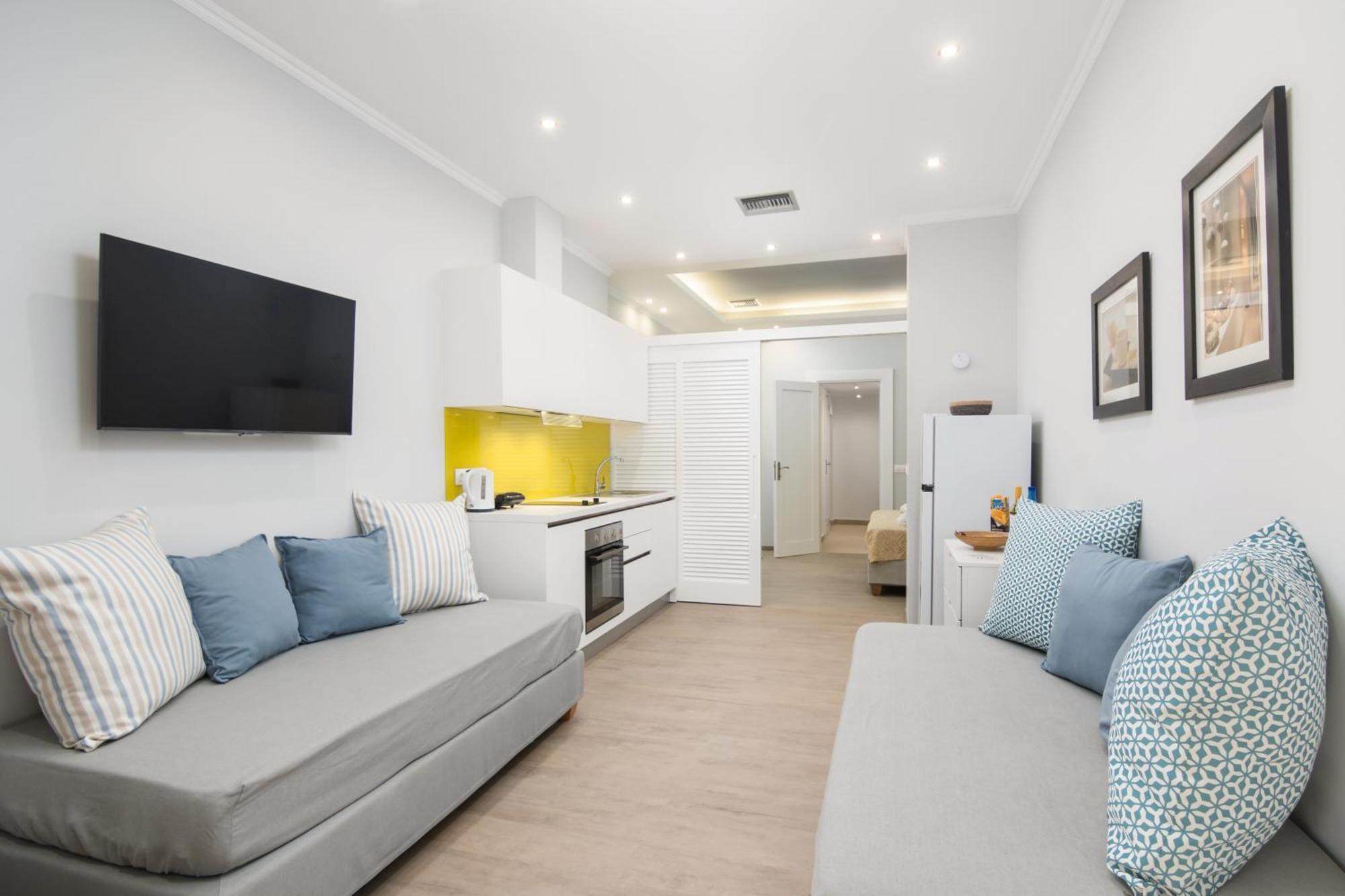 Helion Apartments กูเวีย ภายนอก รูปภาพ